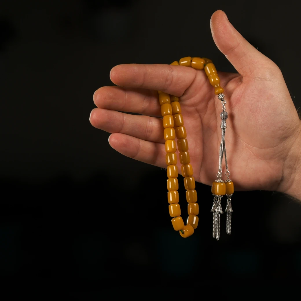 925 Ayar Gümüş Püsküllü Kapsül Kesim Sıkma Kehribar Tesbih